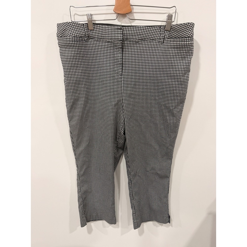 Lane Bryant Gingham Cropped Pants Black White Plaid Size 18 High Rise Ankle